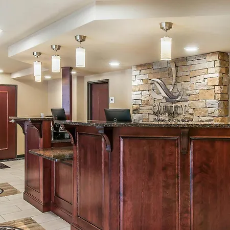 Quality Inn & Suites Houghton Downtown-3