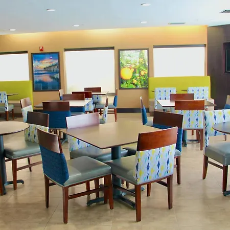 Comfort Suites Lake City-2
