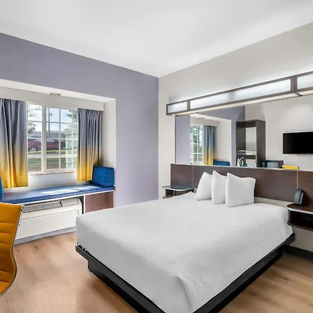 Microtel Inn & Suites By Wyndham Conway-3