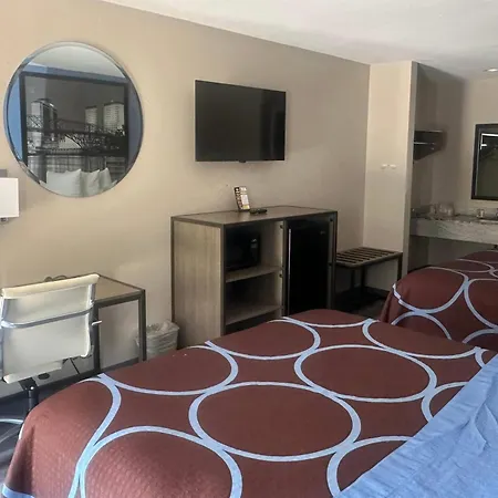 Super 8 By Wyndham Bossier City/Shreveport Area-2