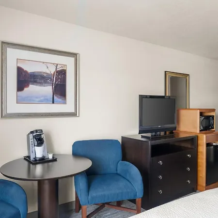 Holiday Inn Express & Suites New Buffalo, Mi By Ihg-3