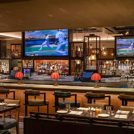 Moxy Nyc Times Square-3