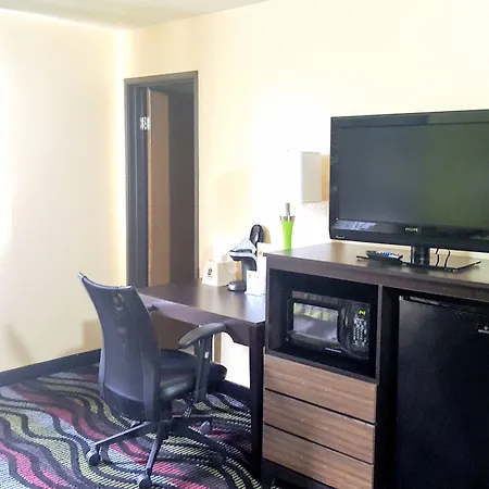 Super 8 By Wyndham Richmond/Broad Street-2