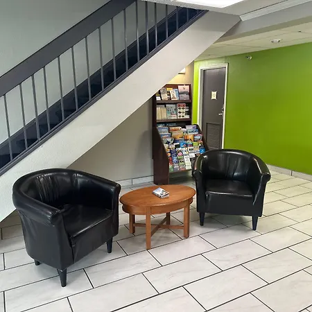 La Quinta Inn By Wyndham Omaha Southwest-3