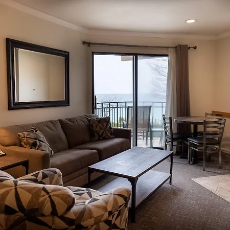 Weathervane Terrace Inn And Suites-3