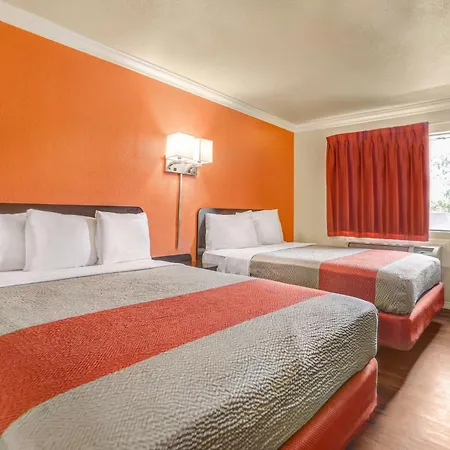 Motel 6-Fresno, Ca - Belmont Ave-3