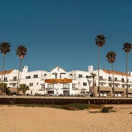 Sandcastle Hotel On The Beach-3