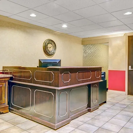 Homespring Inn & Studios - Hartford South - Rocky Hill-3
