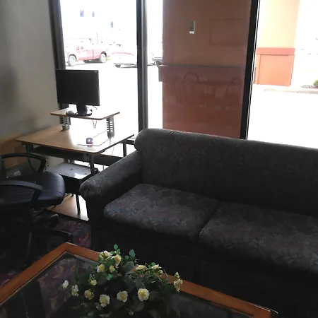 Ameristay Inn St Joseph-3
