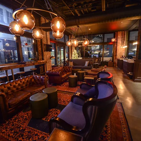 Q&C Hotel And Bar New Orleans, Autograph Collection-2