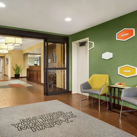 Hampton Inn Portland Airport-2