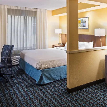 Fairfield Inn & Suites By Marriott Atlanta Buckhead-3