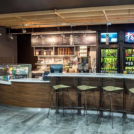 Courtyard By Marriott Norwich-2