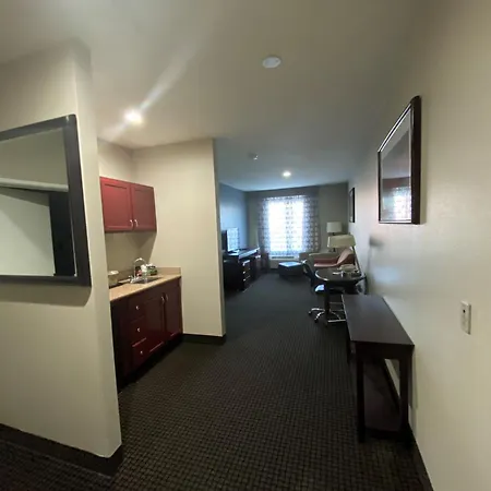 Baymont By Wyndham Colorado Springs-3