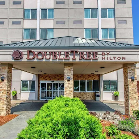 Doubletree By Hilton Neenah-2