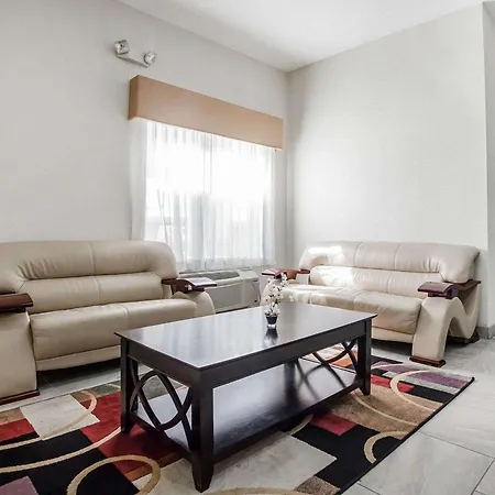 Quality Inn & Suites Altoona - Des Moines-3