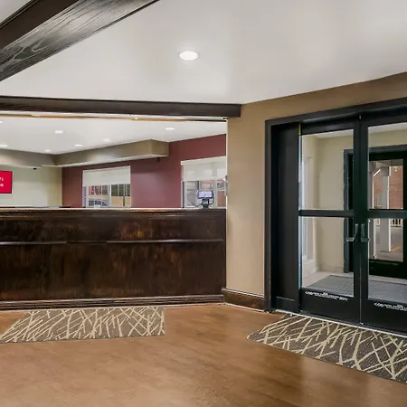 Red Roof Inn & Suites Knoxville East-2