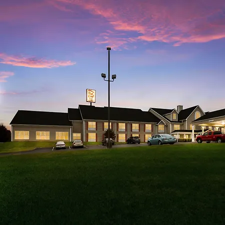 Red Roof Inn & Suites Knoxville East-3