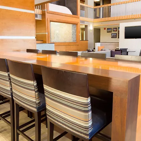 Drury Inn & Suites Austin North-2
