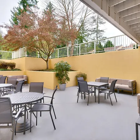 Fairfield Inn & Suites Seattle Bellevue/Redmond-2