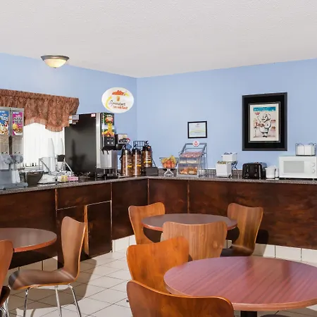 Super 8 By Wyndham Jonesboro-2