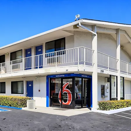 Super 8 By Wyndham Walnut Creek-2