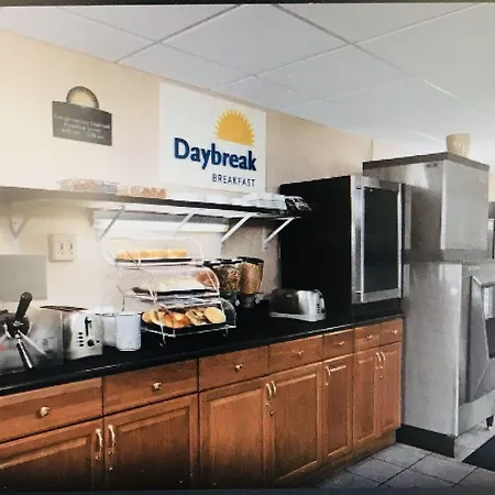 Days Inn By Wyndham Keene Nh-2