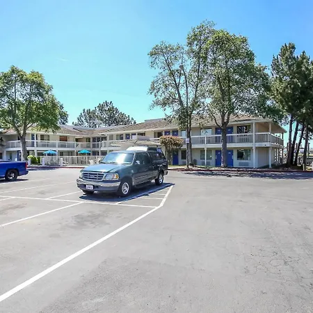 Motel 6-Oakland, Ca - Embarcadero-2