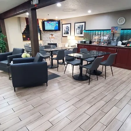 Super 8 By Wyndham Sterling Heights/Detroit Area-3