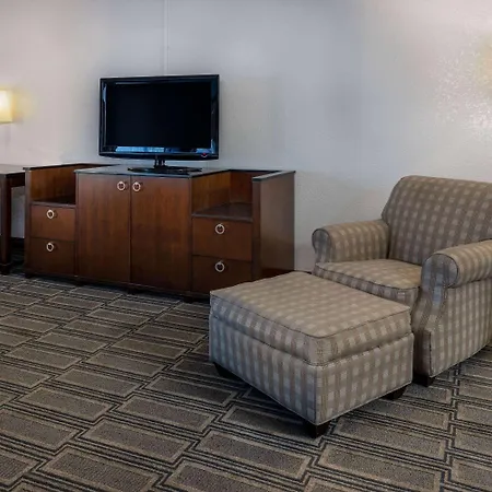 Travelodge By Wyndham Appleton-3