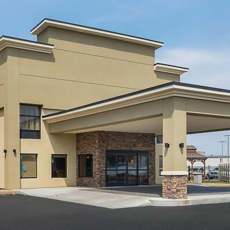 Clarion Inn & Suites Evansville Eastland Area-3