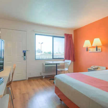 Motel 6-San Ysidro, Ca - San Diego - Border-2