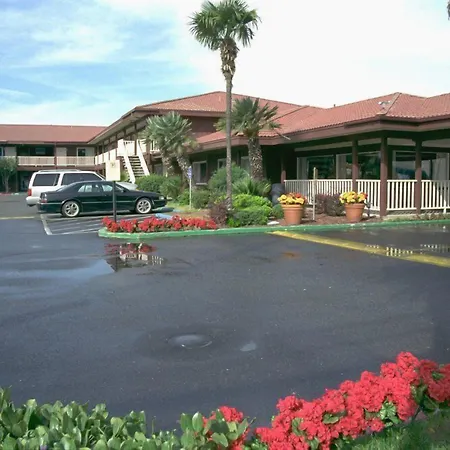 Ramada By Wyndham Modesto Yosemite Area-3