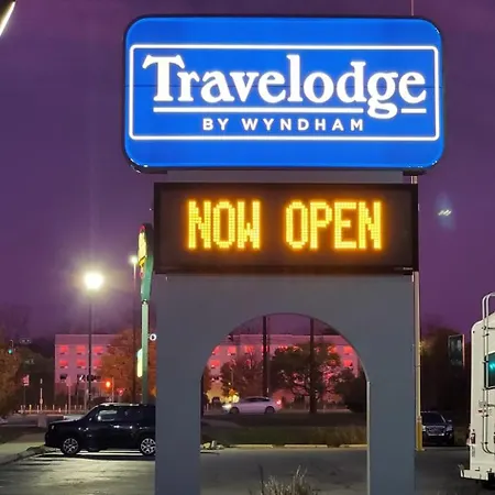 Travelodge By Wyndham Elkhart-2