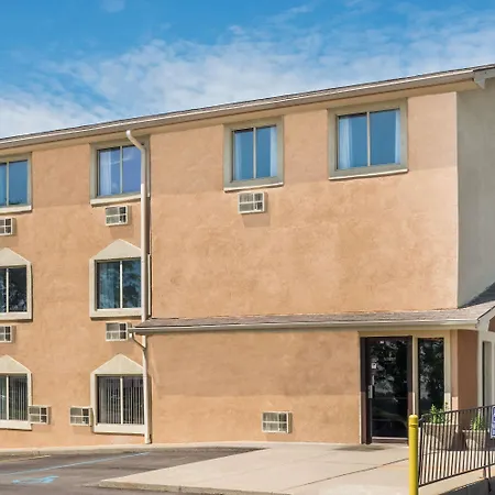 Super 8 By Wyndham Columbus Edinburgh-2