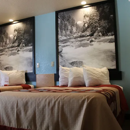 Super 8 By Wyndham Show Low-2