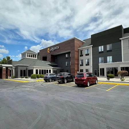 La Quinta Inn & Suites By Wyndham South Holland-2