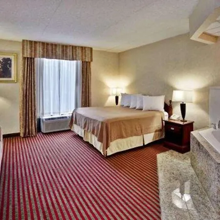 Quality Inn & Suites Somerset Downtown-2