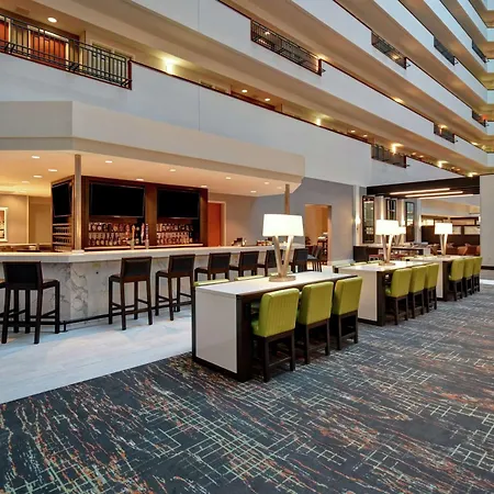 Embassy Suites Little Rock-3