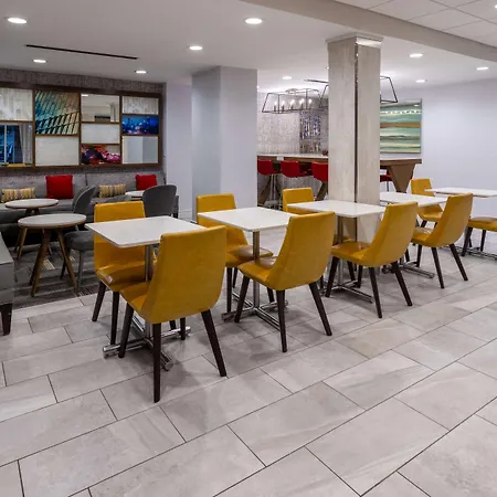 Hampton Inn Atlanta-Georgia Tech-Downtown-2