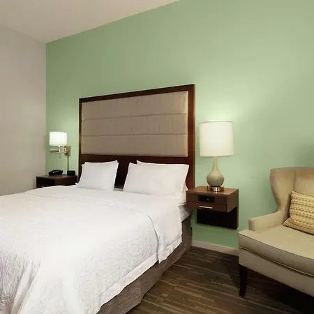 Hampton Inn Melbourne-3