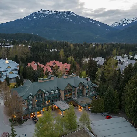 Pinnacle Hotel Whistler-2