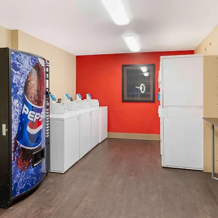 Studio 6 Suites Fresno North Ca-3