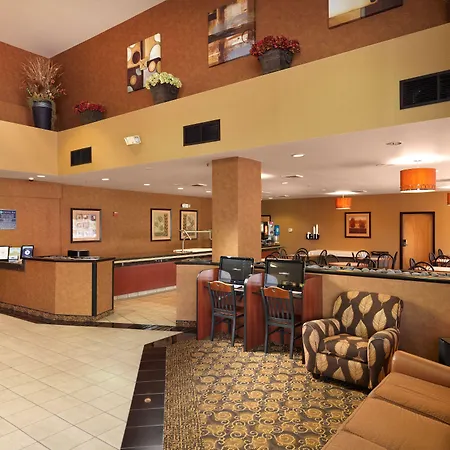 Crystal Inn Hotel & Suites - West Valley City-2