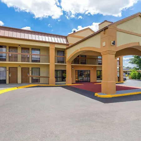 Days Inn By Wyndham Oak Grove/Ft. Campbell-3