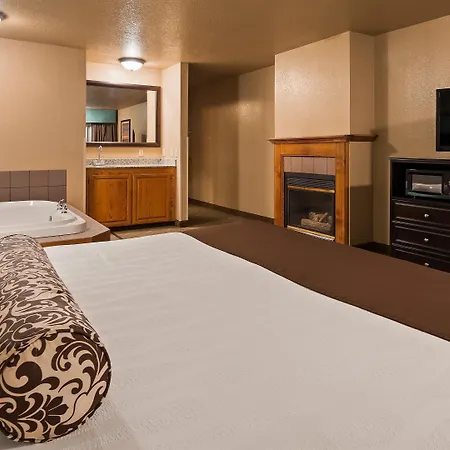 Best Western Plus Bayshore Inn-2