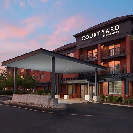 Courtyard Newport News Yorktown-3