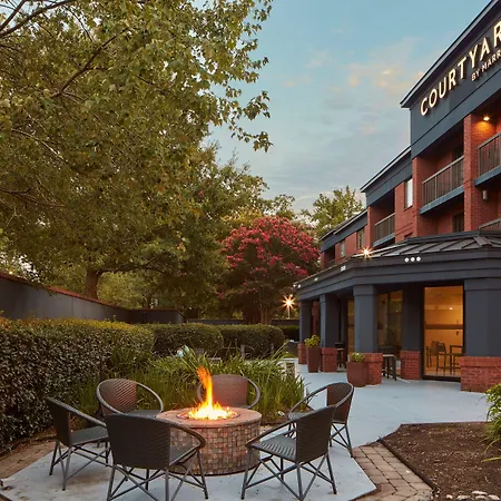 Courtyard Newport News Yorktown-2