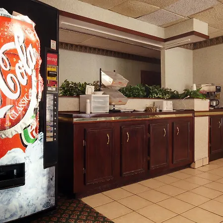 Americas Best Value Inn Marshall-3