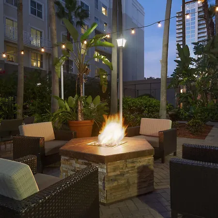 Courtyard Tampa Downtown-2